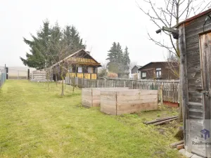 Prodej zahrady, Chlumec, 398 m2