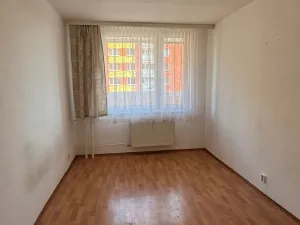 Pronájem bytu 2+kk, Praha, Ke Strašnické, 40 m2