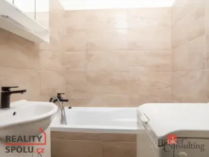 Pronájem bytu 2+1, Ostrava - Poruba, Porubská, 56 m2