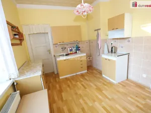 Prodej bytu 3+1, Aš, Zelená, 126 m2