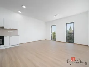 Pronájem bytu 1+kk, Jablonec nad Nisou - Kokonín, Krkonošská, 50 m2