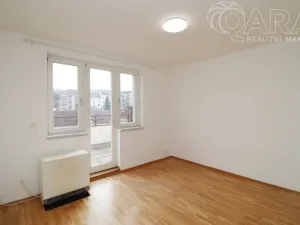 Pronájem bytu 2+1, Praha - Břevnov, Bělohorská, 63 m2