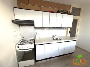 Pronájem bytu 4+1, Plzeň, Manětínská, 78 m2