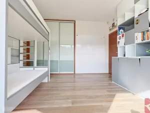 Prodej bytu 4+kk, Praha - Uhříněves, V bytovkách, 116 m2