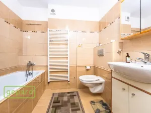 Pronájem rodinného domu, Praha, Čenovická, 125 m2