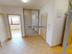 Pronájem bytu 3+kk, Praha - Štěrboholy, Laudonova, 135 m2