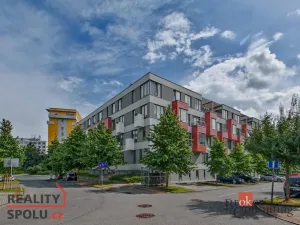 Pronájem bytu 1+kk, Praha, Trmická, 40 m2