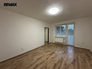 Pronájem bytu 2+1, Náměšť nad Oslavou, Husova, 50 m2