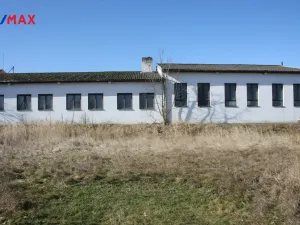 Pronájem komerční nemovitosti, Oslov, 430 m2