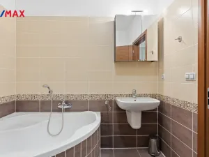 Prodej bytu 3+kk, Karlovy Vary, Jateční, 100 m2