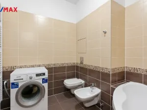 Prodej bytu 3+kk, Karlovy Vary, Jateční, 100 m2