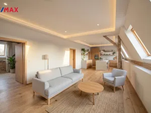 Prodej ubytování, Chodov, Nejdecká, 426 m2