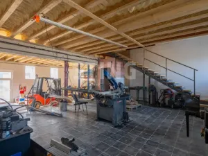 Prodej komerční nemovitosti, Opava - Jaktař, U Stodol, 1100 m2