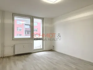Pronájem bytu 4+1, Hustopeče, U Větrolamu, 88 m2