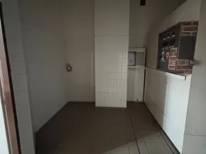 Pronájem skladu, Ostrava, Halasova, 785 m2