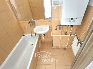 Prodej bytu 2+1, Bruntál, Čs. armády, 55 m2