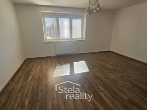 Prodej bytu 2+1, Bruntál, Čs. armády, 55 m2