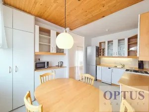 Pronájem bytu 4+1, Praha - Kobylisy, Chabařovická, 97 m2