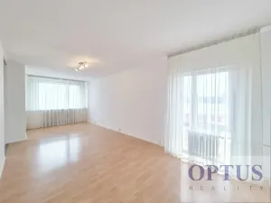 Pronájem bytu 4+1, Praha - Kobylisy, Chabařovická, 97 m2