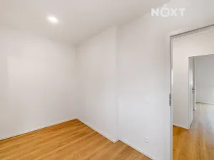 Prodej bytu 2+kk, Praha - Zbraslav, Elišky Přemyslovny, 34 m2
