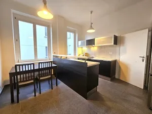 Pronájem bytu 4+1, Praha - Bubeneč, Rooseveltova, 110 m2