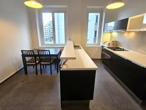 Pronájem bytu 4+1, Praha - Bubeneč, Rooseveltova, 110 m2