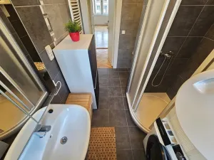 Pronájem bytu 4+1, Praha - Bubeneč, Rooseveltova, 110 m2