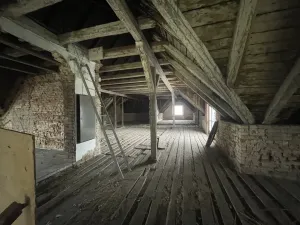 Prodej kanceláře, Ústí nad Labem, Brněnská, 1400 m2