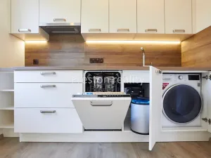 Pronájem bytu 3+kk, Praha - Krč, Kukučínova, 60 m2