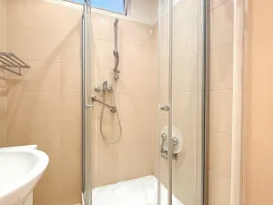 Pronájem bytu 3+1, Olomouc, Karafiátová, 64 m2