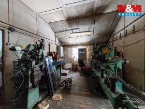 Prodej výrobních prostor, Nejdek, Závodu míru, 2388 m2