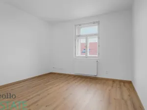 Prodej bytu 1+kk, Praha, Seifertova, 33 m2