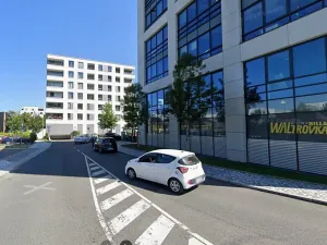 Pronájem garážového stání, Praha - Jinonice, Walterovo náměstí, 13 m2