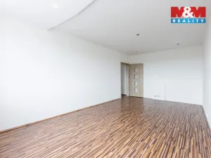 Prodej bytu 2+1, Cheb, Boženy Němcové, 62 m2