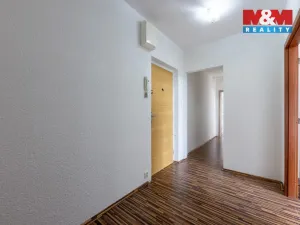 Prodej bytu 2+1, Cheb, Boženy Němcové, 62 m2