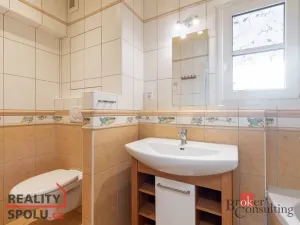 Prodej bytu 3+1, Uherský Brod, Obchodní, 69 m2