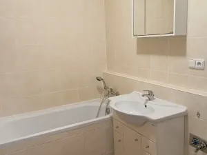 Pronájem bytu 3+kk, Praha - Kunratice, Pod Haltýřem, 88 m2