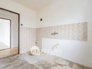 Prodej bytu 3+1, Měrunice, 69 m2