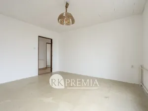 Prodej bytu 3+1, Měrunice, 69 m2