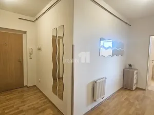 Pronájem bytu 2+kk, Kolín - Kolín V, Třídvorská, 58 m2