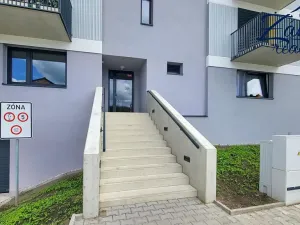 Pronájem bytu 1+kk, Kladno, Štěpána Rautenstraucha, 32 m2