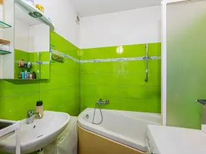 Prodej bytu 2+1, Praha - Hloubětín, Zelenečská, 52 m2