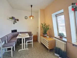 Prodej bytu 2+1, Hranice - Hranice I-Město, Kpt. Jaroše, 53 m2