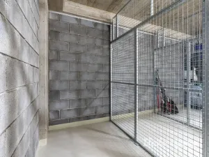 Pronájem bytu 1+kk, Praha - Hostavice, Českobrodská, 31 m2