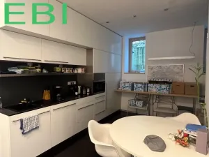 Pronájem kanceláře, Praha - Braník, Pod křížkem, 168 m2