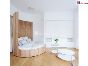 Pronájem bytu 2+kk, Praha - Dejvice, Kafkova, 80 m2