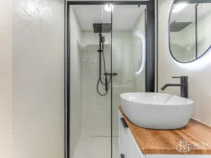 Prodej atypického bytu, Praha - Nusle, U Jezerky, 39 m2