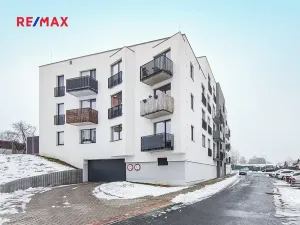 Pronájem bytu 1+kk, Plzeň, V Zahrádkách, 39 m2