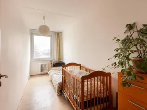 Pronájem bytu 3+1, Praha - Troja, Svídnická, 73 m2