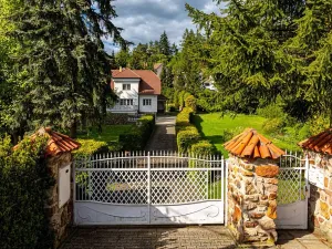 Prodej rodinného domu, Družec, V Zátiší, 289 m2